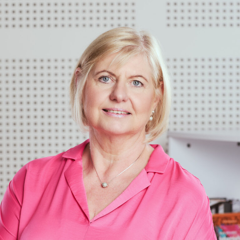 Katarína Ballová